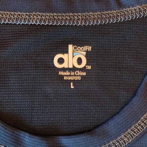 ALO CoolFit Athletic Tank Top Mens L Large Navy Blue Muscle Shirt Men Workout - Picture 5 of 8